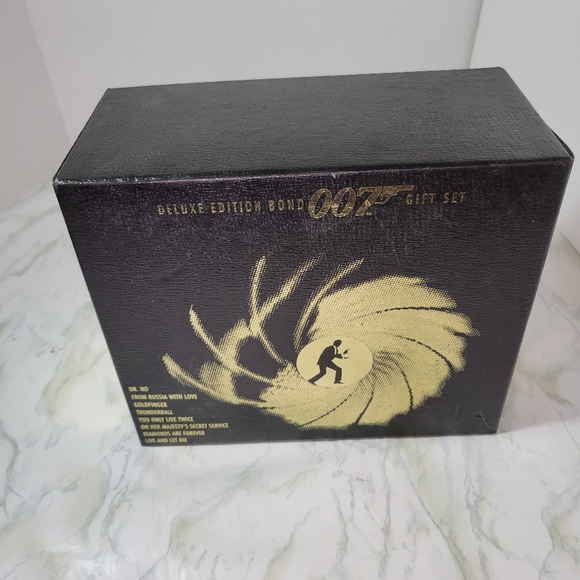James Bond 007 Deluxe Edition VHS - Picture 4 of 4